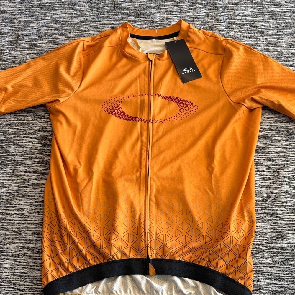Oakley Men's Vibrant Orange endurance biking jersey jacket zip up